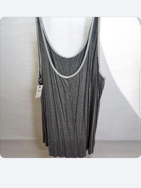 Heather Gray Scoop Neck Tank Top with Contrast Trim